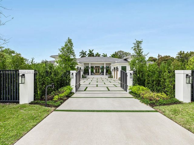 14200 Old Cutler Rd, Palmetto Bay, FL 33158