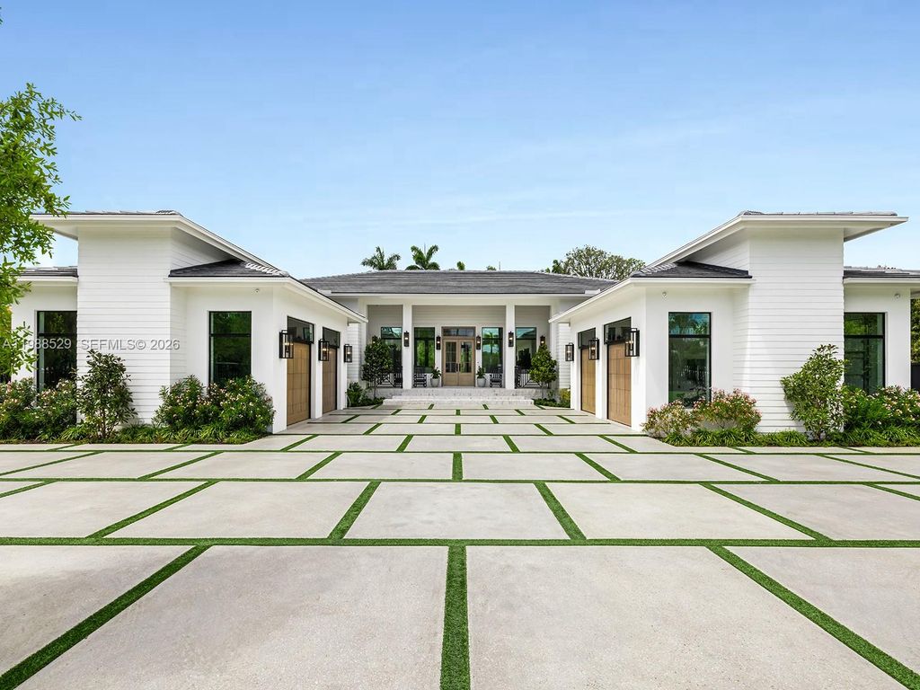 14200 Old Cutler Rd, Palmetto Bay, FL 33158