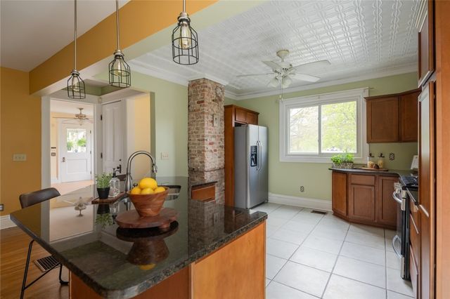 27 Riverside Street, Rochester, NY 14613
