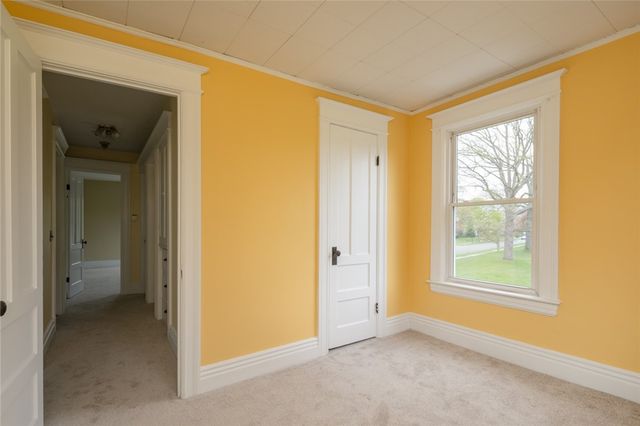 27 Riverside Street, Rochester, NY 14613