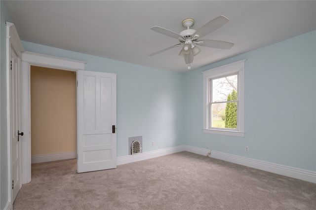 27 Riverside Street, Rochester, NY 14613
