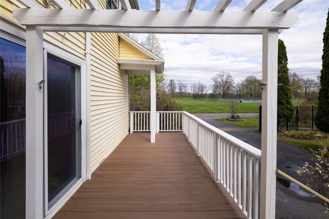 27 Riverside Street, Rochester, NY 14613