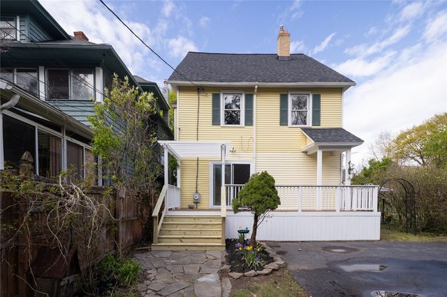 27 Riverside Street, Rochester, NY 14613