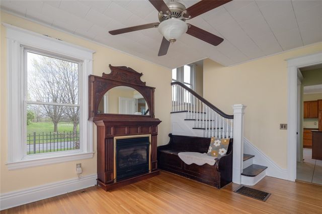 27 Riverside Street, Rochester, NY 14613