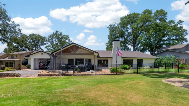 102 Monticello Lane, Bullard, TX 75757