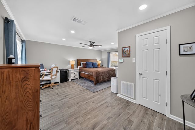 102 Monticello Lane, Bullard, TX 75757