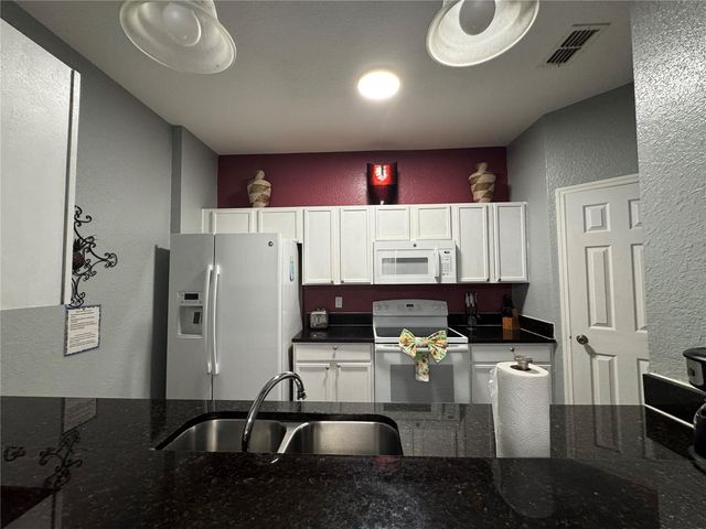 2821 ALMATON LOOP 205, Kissimmee, FL 34747