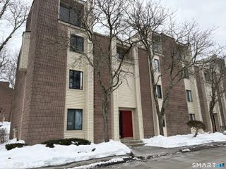 161 Burgundy Hill Lane 161, Middletown, CT 06457