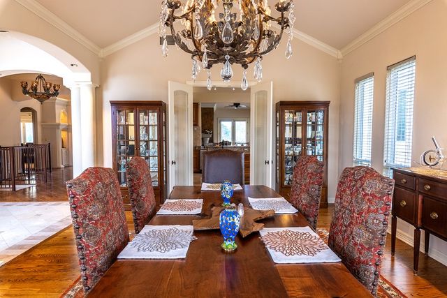 107 Deerwood Dr, Kerrville, TX 78028