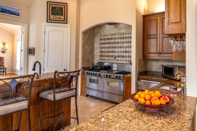 107 Deerwood Dr, Kerrville, TX 78028