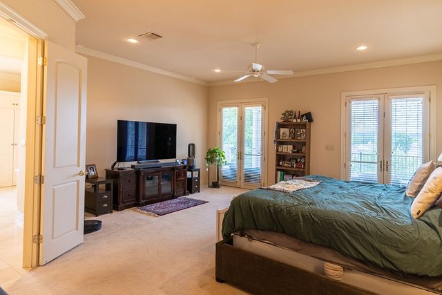 107 Deerwood Dr, Kerrville, TX 78028