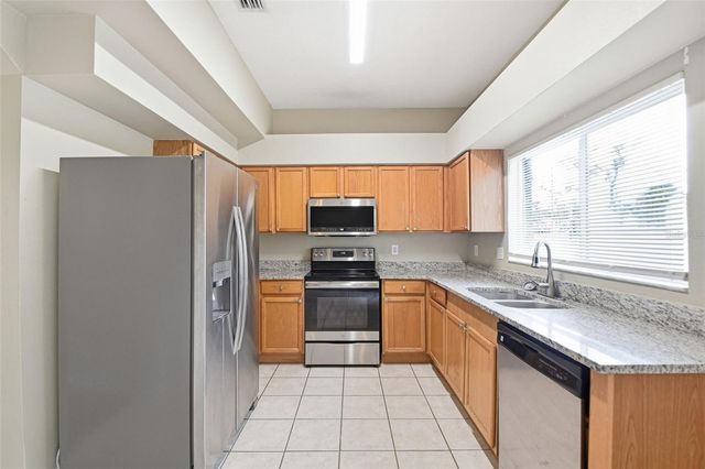 11006 SAILBROOKE DRIVE, Riverview, FL 33579