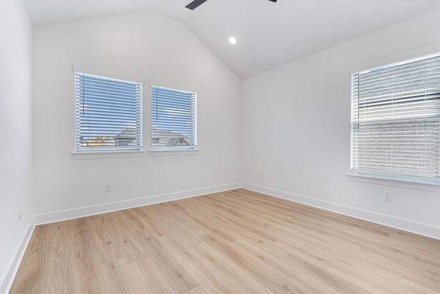 7005 SW Basswood Avenue, Bentonville, AR 72713