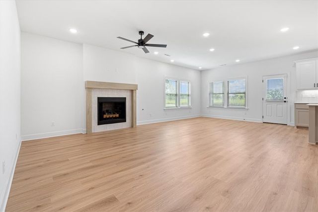 7005 SW Basswood Avenue, Bentonville, AR 72713