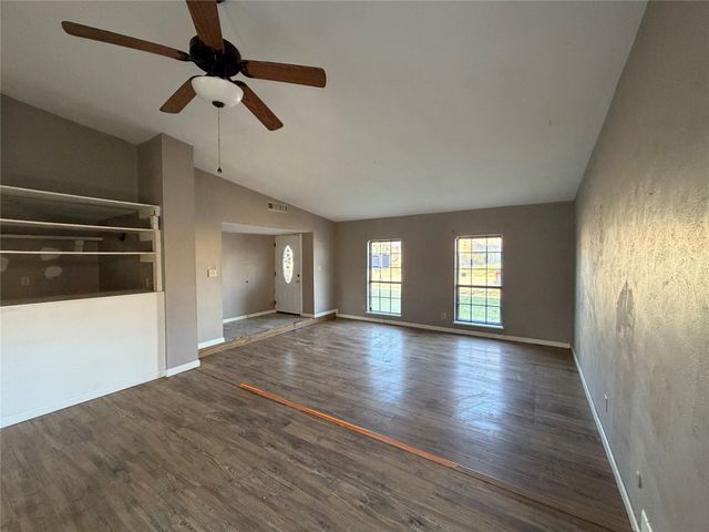 1425 Whittenburg Drive, Fort Worth, TX 76134