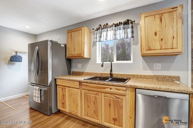 19160 W Susitna Parkway, Big Lake, AK 99652