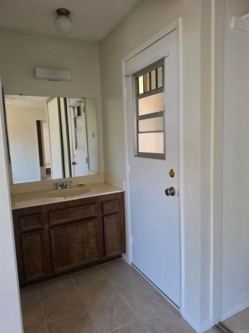 601 Corona Street, Hemet, CA 92545
