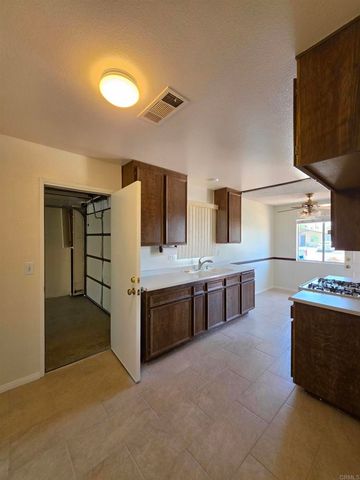 601 Corona Street, Hemet, CA 92545