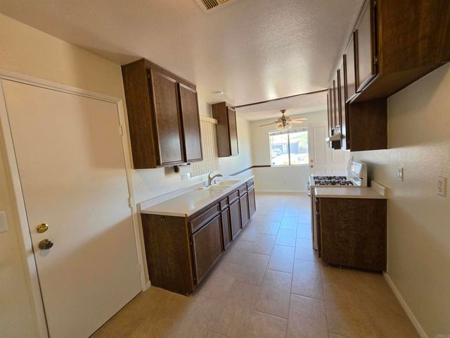 601 Corona Street, Hemet, CA 92545