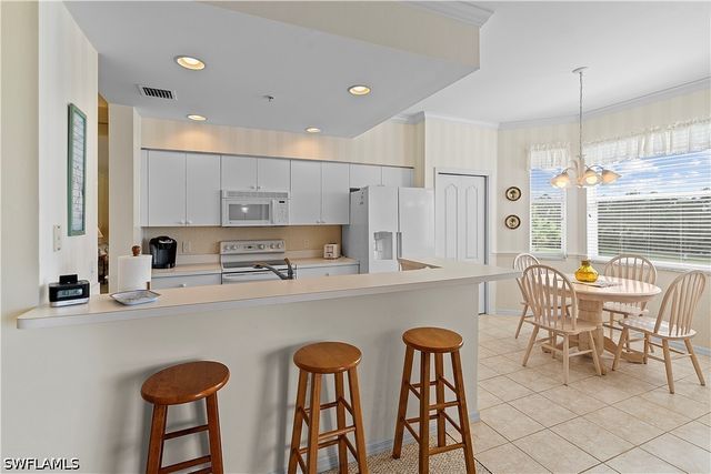 3790 Sawgrass WAY 3236, Naples, FL 34112