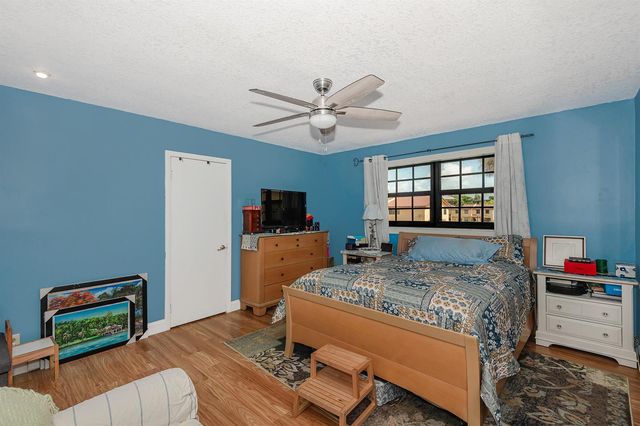 2634 NW 47th Lane 2634, Lauderdale Lakes, FL 33313