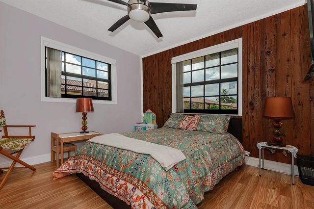 2634 NW 47th Lane 2634, Lauderdale Lakes, FL 33313