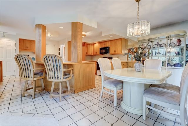 44 Colonial Circle, Perinton, NY 14450