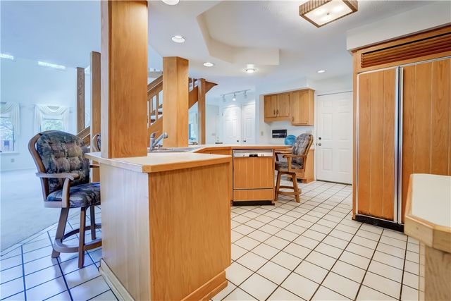 44 Colonial Circle, Perinton, NY 14450