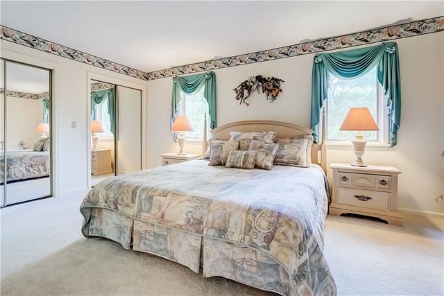 44 Colonial Circle, Perinton, NY 14450