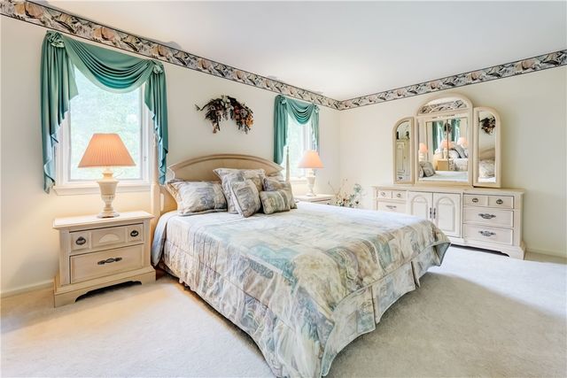 44 Colonial Circle, Perinton, NY 14450