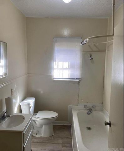 1519 S Tennessee, Pine Bluff, AR 71601