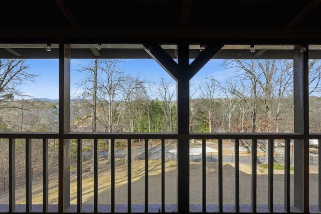 125 Luek Lane, Hot Springs, AR 71913