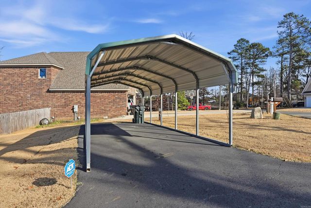 125 Luek Lane, Hot Springs, AR 71913