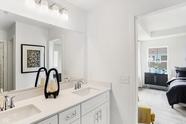 6560 Halsey Street, Zionsville, IN 46077