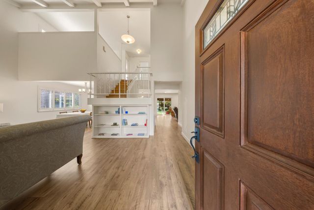 1325 Forest Dr, Turlock, CA 95380