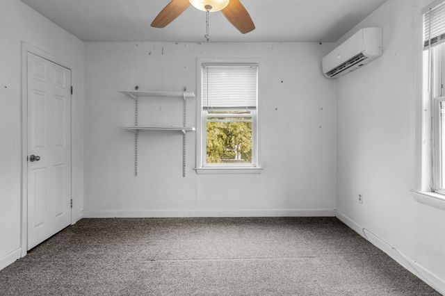 3 Cleveland St, Salem, MA 01970