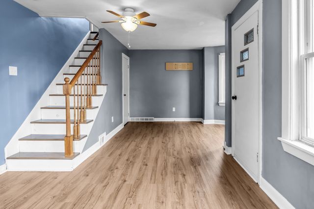 3 Cleveland St, Salem, MA 01970