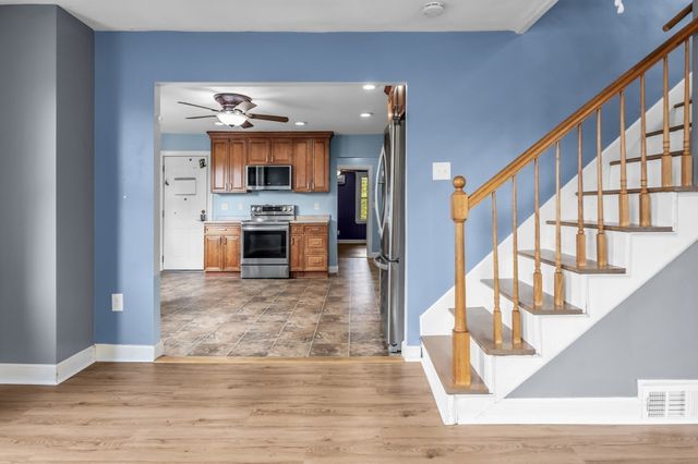 3 Cleveland St, Salem, MA 01970