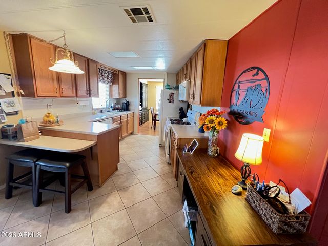 2260 N Floyd Drive, Mesa, AZ 85215