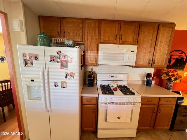 2260 N Floyd Drive, Mesa, AZ 85215