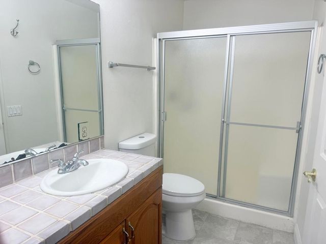 43586 Virginia Avenue, Palm Desert, CA 92211