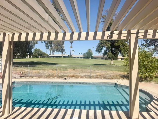 43586 Virginia Avenue, Palm Desert, CA 92211