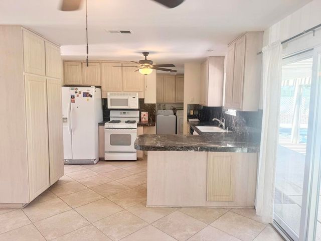 43586 Virginia Avenue, Palm Desert, CA 92211