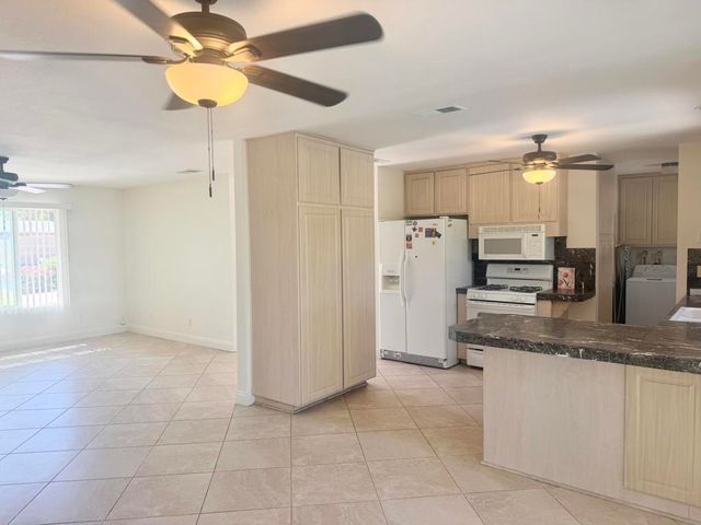 43586 Virginia Avenue, Palm Desert, CA 92211