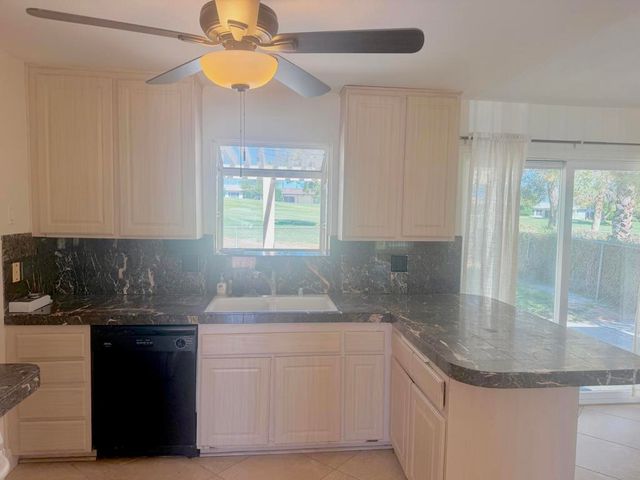 43586 Virginia Avenue, Palm Desert, CA 92211