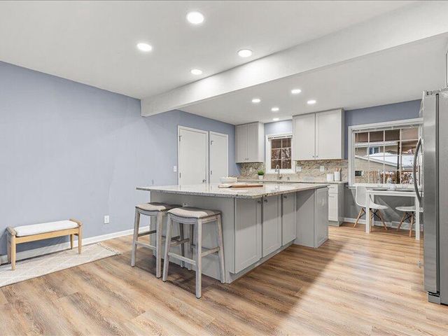 5375 S Allenwood LANE, Hales Corners, WI 53130