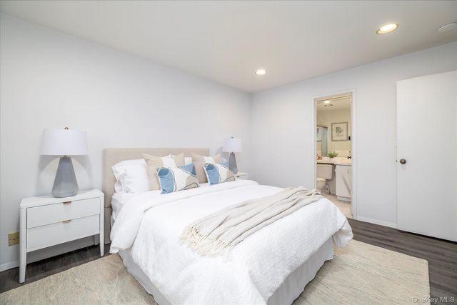 2 Richmond Road 4A, Lido Beach, NY 11561