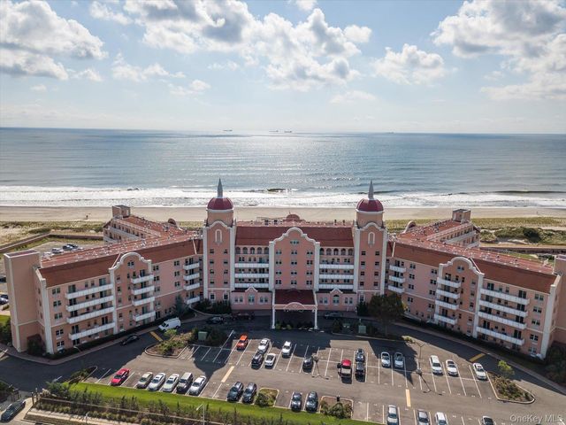 2 Richmond Road 4A, Lido Beach, NY 11561