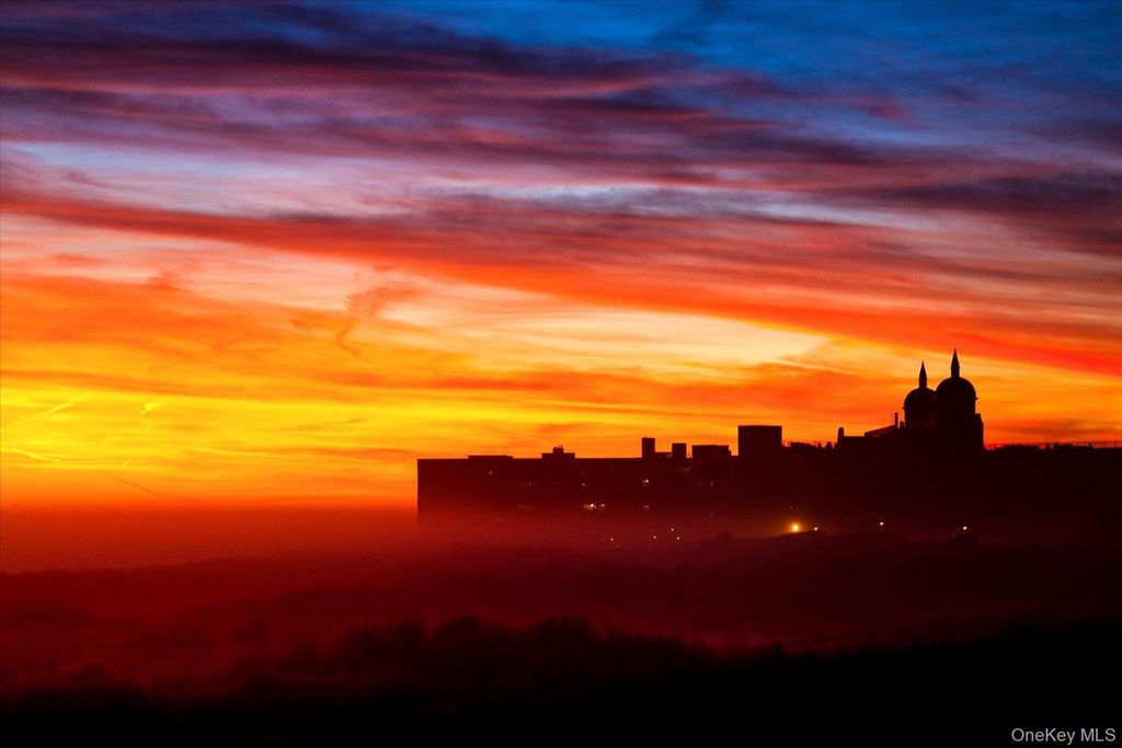 2 Richmond Road 4A, Lido Beach, NY 11561