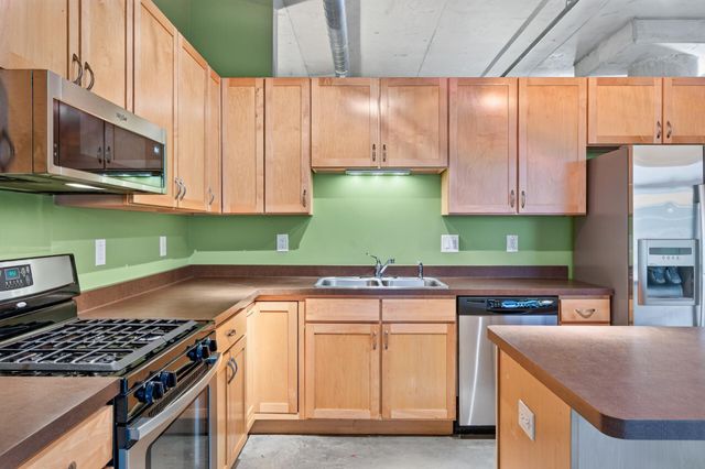 720 4th Street N 310, Minneapolis, MN 55401